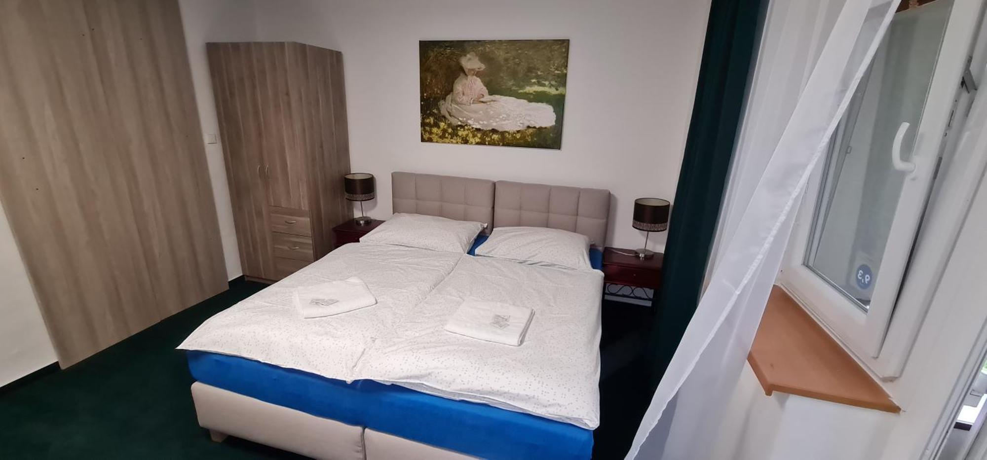 Apartmany Orlová エクステリア 写真